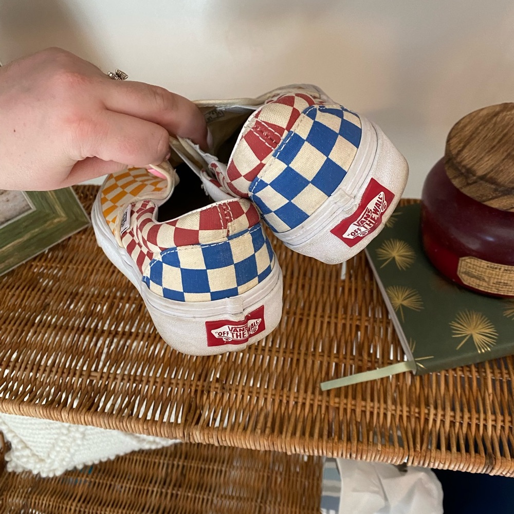 Vans - Picture 5 of 5